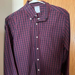 Mens Brooks Brothers button down shirt. Size medium